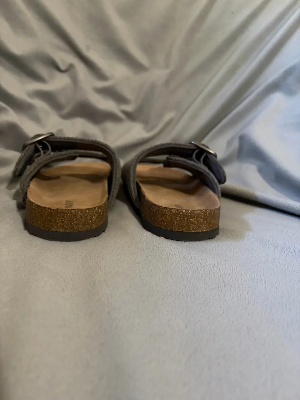Old Navy Kids Double-Buckle Slide Sandals in Gray